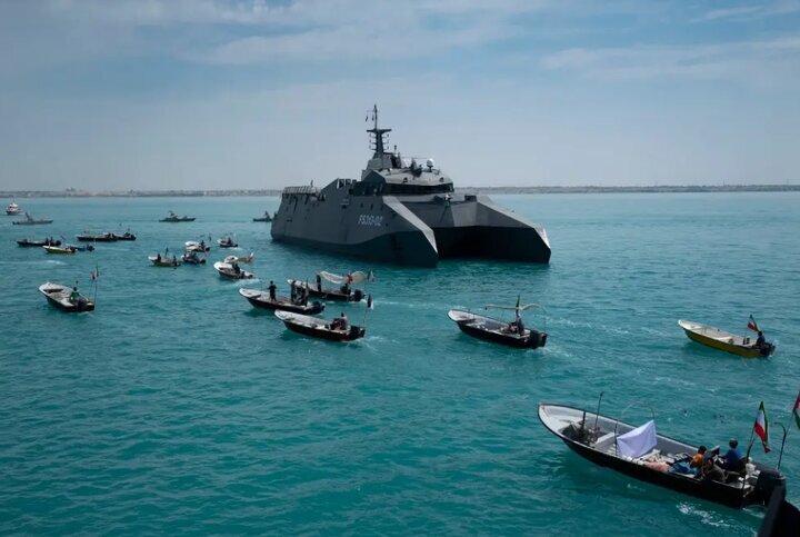 IRGC Navy hints at unveiling advanced vessel surpassing American models