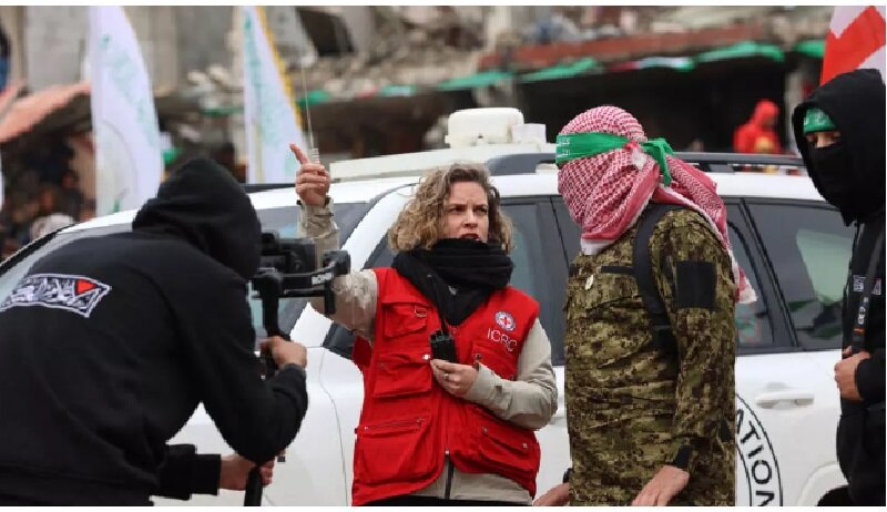 Israeli public shifts as 140,000 sign petitions demanding captive exchange for ceasefire