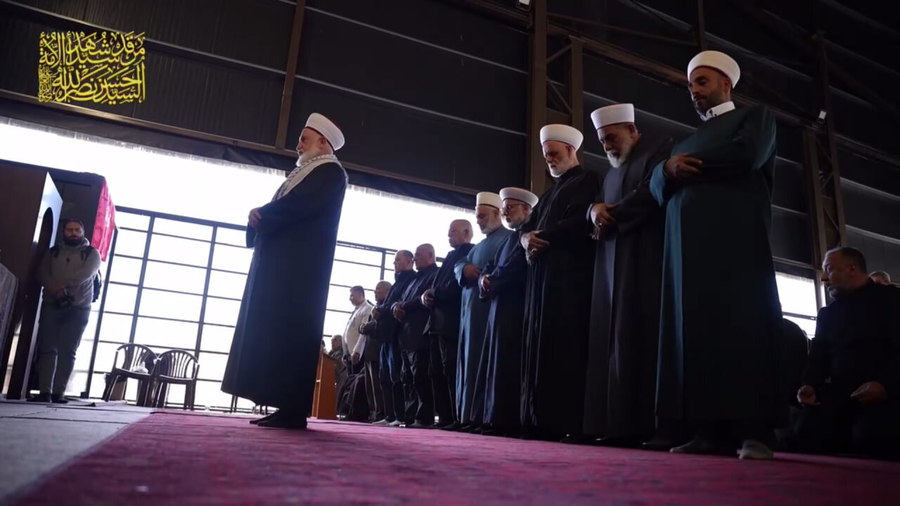 حضور ۳۰ عالم فلسطینی در مزار شهید سید حسن نصرالله