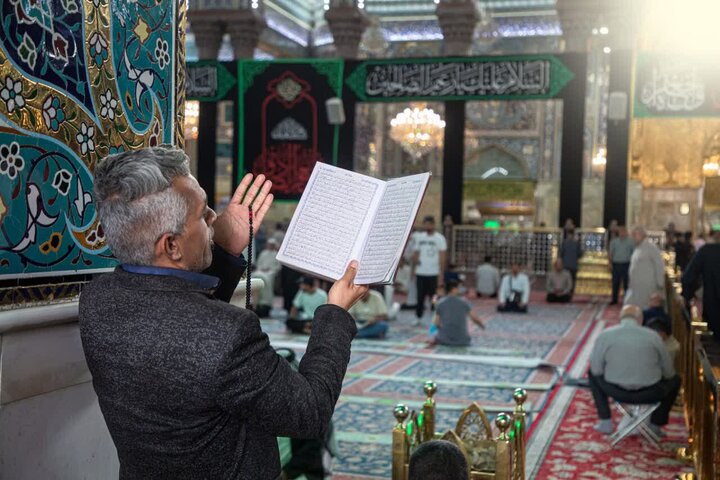 Photos: Imam Hussain Shrine covered in black ahead of Imam Sadiq martyrdom anniversary