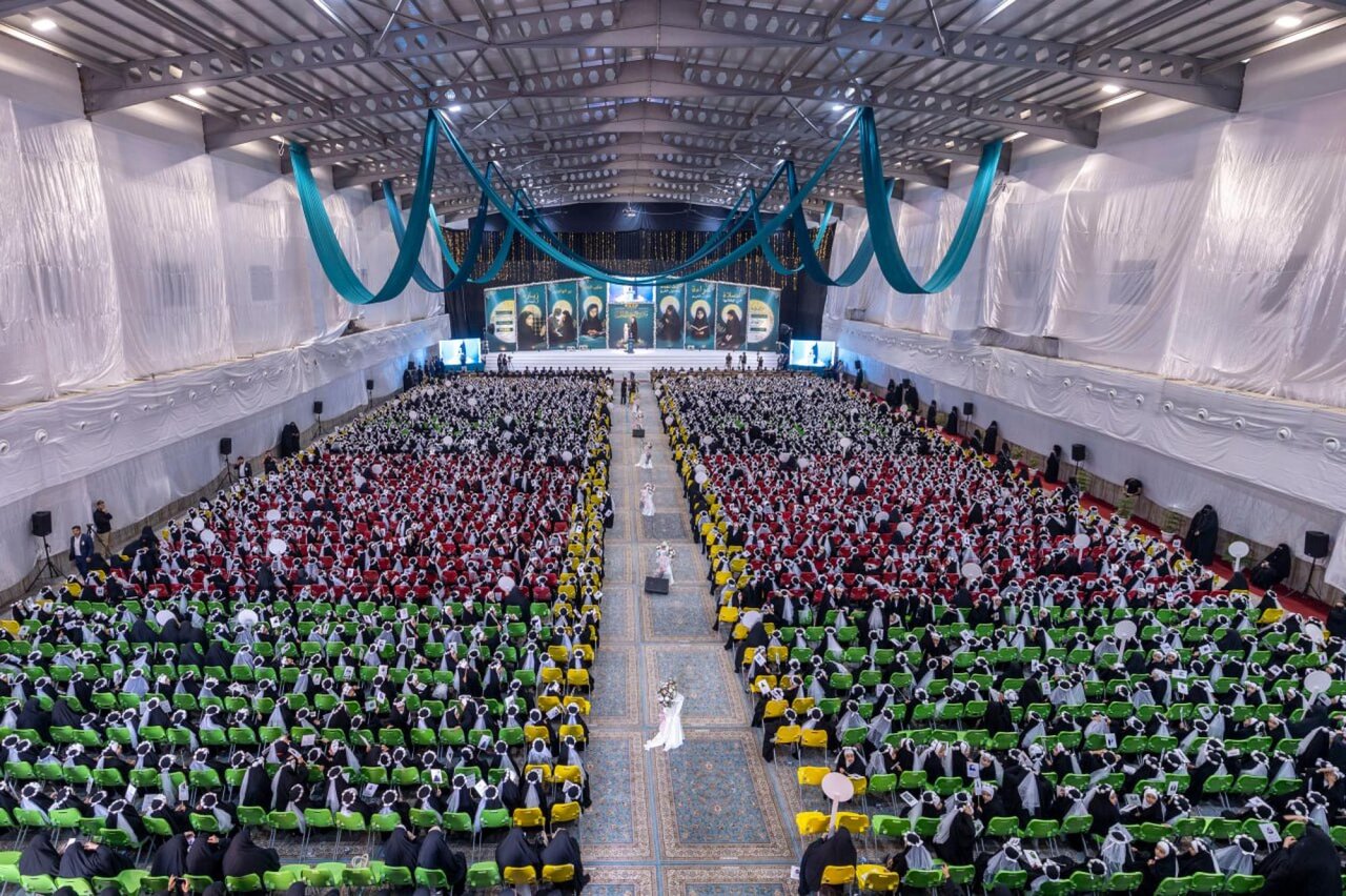 Al-Abbas shrine launches 7th Takleef ceremony with participation of 5 thousand schoolgirls (+Photos)