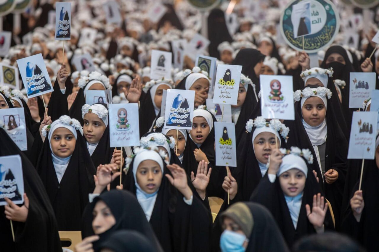 Fatimi Roses Takleef ceremony instills faith and responsibility in schoolgirls (+Photos)