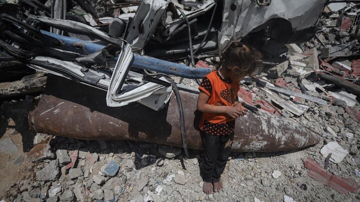 تقرير مصور/ مخلفات حربية للكيان الصهيوني في غزة تهديد أرواح المدنيين