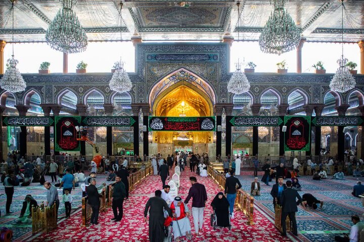 تقرير مصور/ بذكرى شهادة الامام الصادق(ع)..حرم الإمام الحسين(ع) يتشح بالسواد