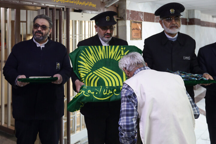 Photos: Release of prisoners of unintentional crimes by Astan Quds Razavi