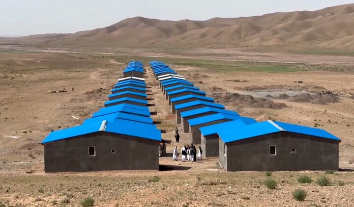 افتتاح شهرک «همدلی» برای زلزله‌زدگان هرات با مشارکت بازرگانان ایرانی + تصاویر