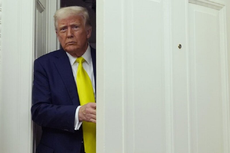Паси поён рафтани Трамп: Мо бо Чин дар ҳоли музокира ҳастем