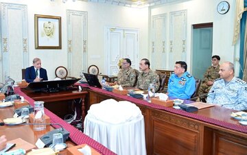 Pakistanê sînorên xwe yên bejahî û hewayî bi Hindistanê re girtin