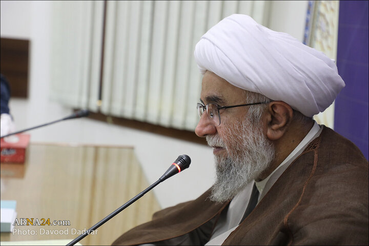 تقرير مصور/ لقاء شخصيات اسلامية روسية بالأمين العام للمجمع العالمي لأهل البيت (ع)