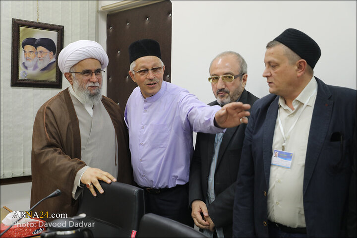 تقرير مصور/ لقاء شخصيات اسلامية روسية بالأمين العام للمجمع العالمي لأهل البيت (ع)