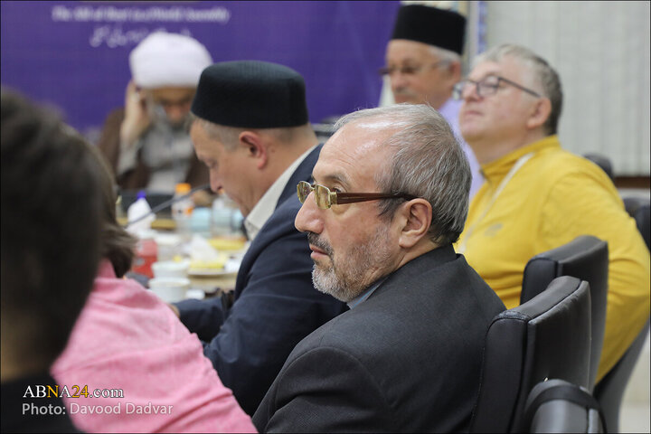 تقرير مصور/ لقاء شخصيات اسلامية روسية بالأمين العام للمجمع العالمي لأهل البيت (ع)