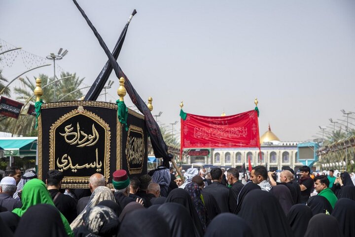 تشييع النعش الرمزي للإمام الصادق (عليه السلام) في كربلاء