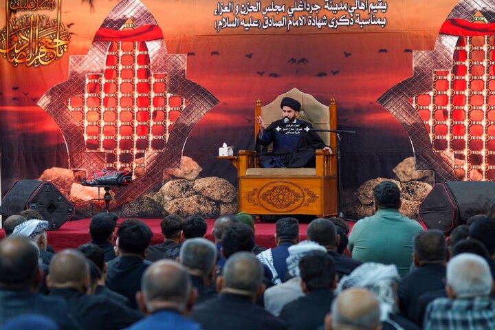 Wêneya nûçeyan|Merasîma şînê ji Bimebesta salvegera şehîdbûna Îmam Sadiq (S.X) li gundê Cerdexlî yê Iraqê