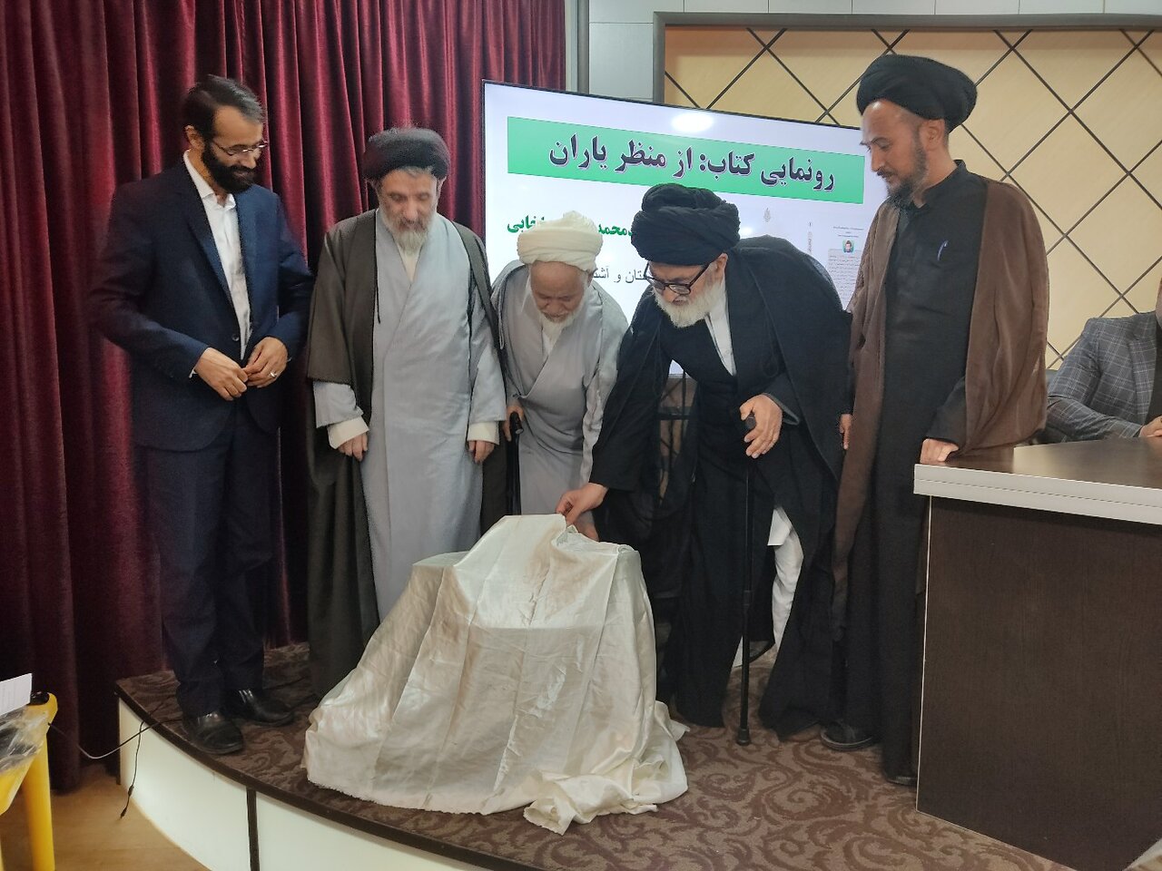 مرد علم و عمل از منبر تا میدان / همایش گرامیداشت مرحوم سید محمد مصباح بلخابی در قم برگزار شد