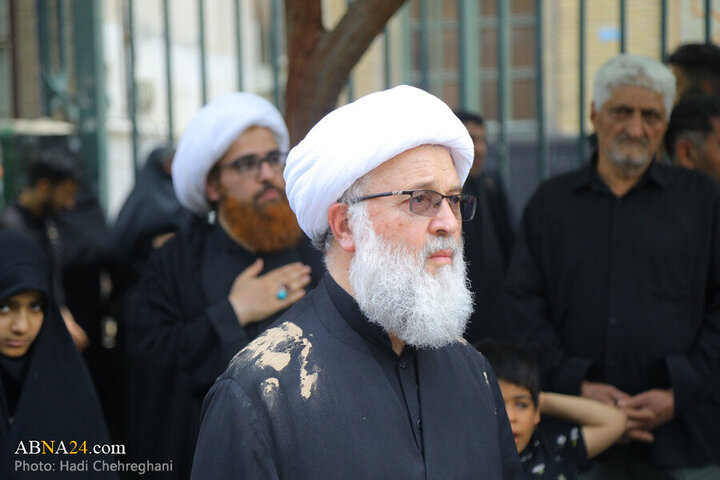 Photos: Grand Ayatollah Vahid Khorasani attend Imam Sadiq mourning procession