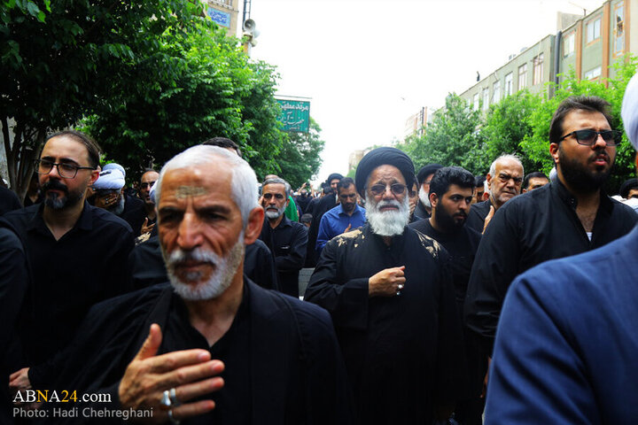 Photos: Grand Ayatollah Vahid Khorasani attend Imam Sadiq mourning procession