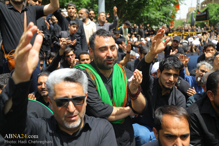 Photos: Grand Ayatollah Vahid Khorasani attend Imam Sadiq mourning procession