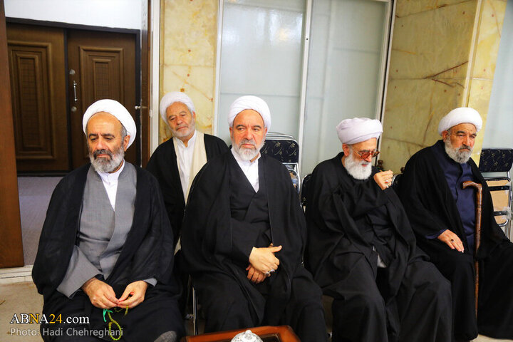 Photos: Grand Ayatollah Nouri Hamedani attends Imam Sadiq mourning procession