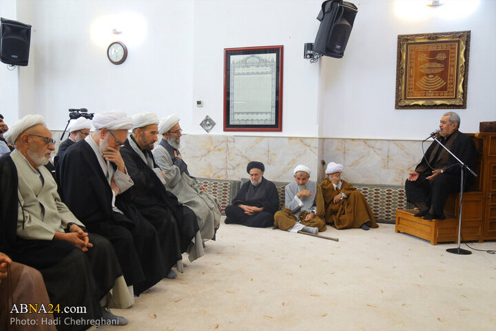 Photos: Grand Ayatollah Nouri Hamedani attends Imam Sadiq mourning procession