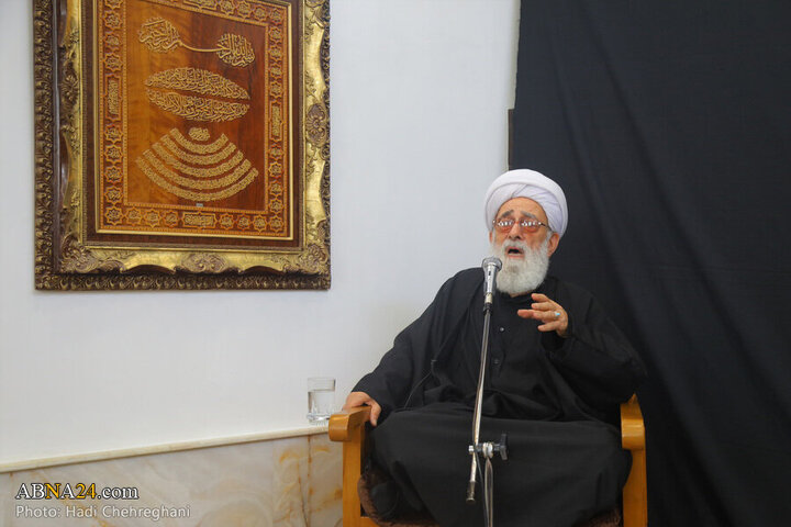 Photos: Grand Ayatollah Nouri Hamedani attends Imam Sadiq mourning procession