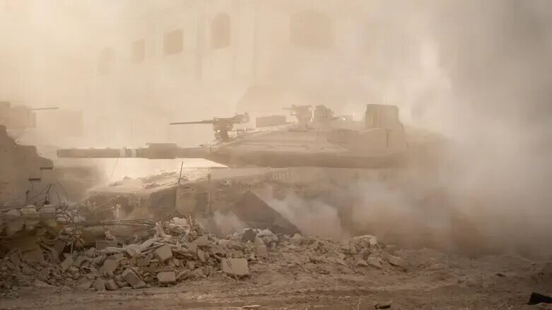 Israeli tank commander killed, 3 other injured in Palestinian resistance operation in Gaza