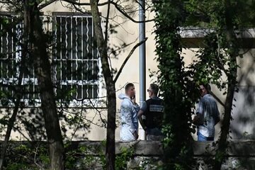 Un fedele in preghiera in Francia ucciso con decine di coltellate