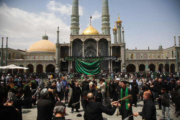 Photos: Imam Sadiq mourning processions held at Hazrat Masoumeh holy shrine