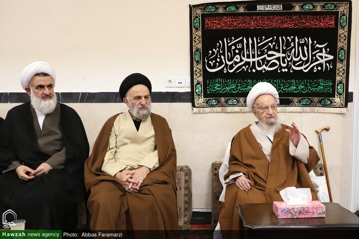 Photos: Imam Sadiq mourning ceremony held at office of Ayatollah Makarem Shirazi