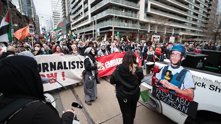 راهپیمایی حامیان مردم مظلوم غزه در شهر تورنتو کانادا
