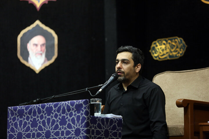 گزارش تصویری | حال و هوای حرم قم در شام شهادت امام صادق (ع)