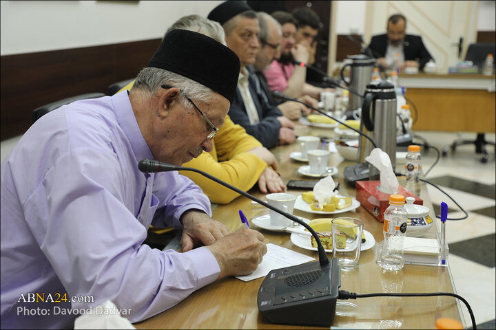 Photos: Russian Islamic figures meet with Secretary General of AhlulBayt World Assembly