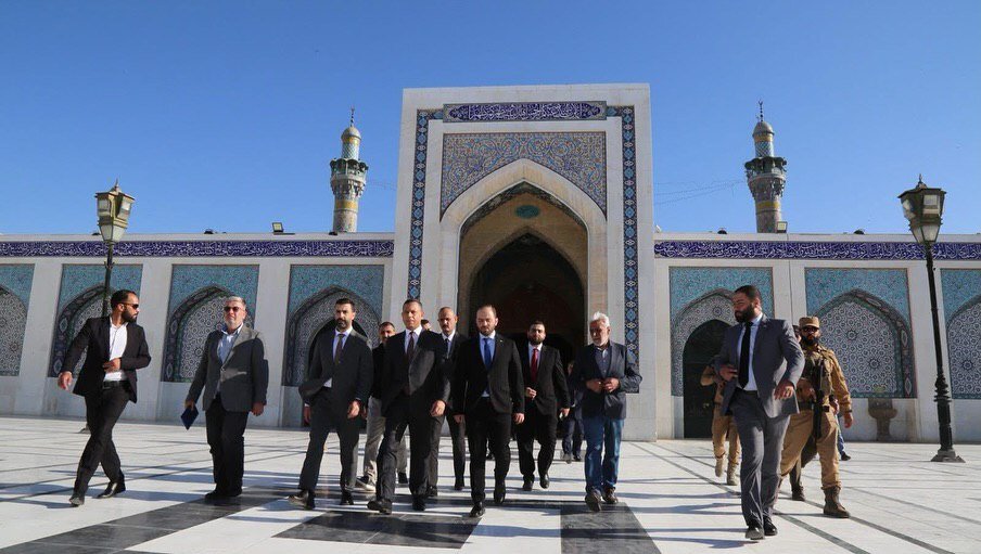 رئیس دستگاه اطلاعاتی عراق، حرم مطهر حضرت زینب(س) را زیارت کرد + تصاویر