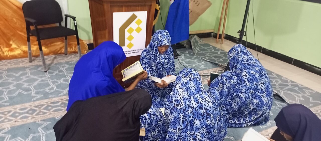 Asubuhi ya Qur'an, Hifdhi na Taj'wid katika Hawzat ya Mabanati ya Hazrat Zainab (s) - Kigamboni, Dar-es-salaam