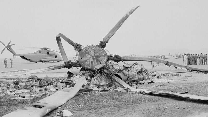 তাবাস মরুভূমির ঘটনা কীভাবে ঐশী শক্তির প্রতীক এবং মার্কিন আধিপত্যের পরাজয় হয়ে উঠল? তাবাস মরুভূমির ঘটনা কীভাবে ঐশী শক্তির প্রতীক এবং মার্কিন আধিপত্যের পরাজয় হয়ে উঠল?
