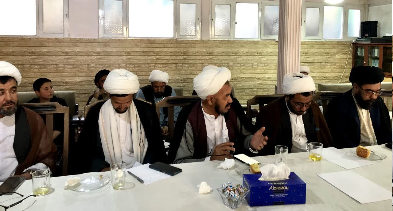 علمای شیعه همواره آماده پاسخگویی به شبهات دینی و مذهبی باشند