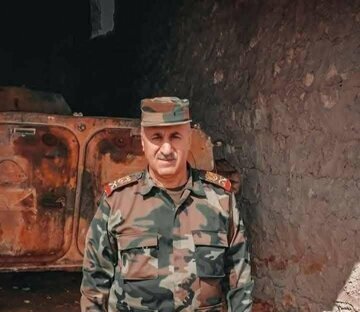 Fermandarekî berê yê artêşa Sûriyê ji aliyê hikûmeta Golanî ve hat girtin