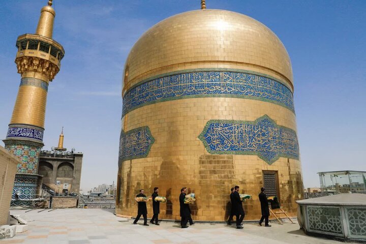 پرچم حرم رضوی