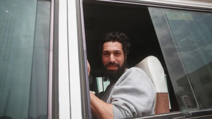 Photos: 12 Palestinians released from Israeli prisons