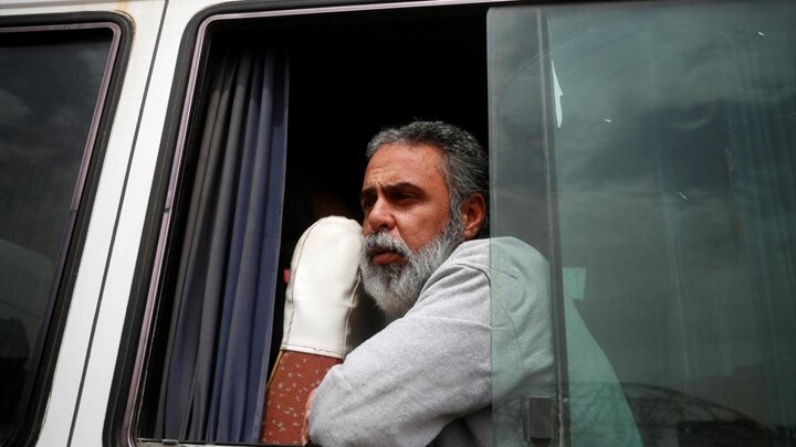 Photos: 12 Palestinians released from Israeli prisons