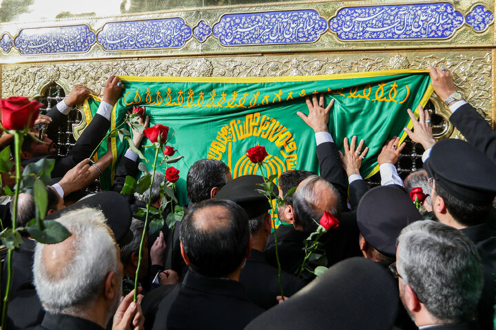 آئین اذن اعزام کاروان های زیر سایه خورشید در حرم مطهر رضوی