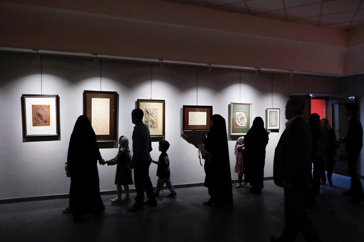 گزارش تصویری | نمایشگاه خوشنویسی بهار تعلیم