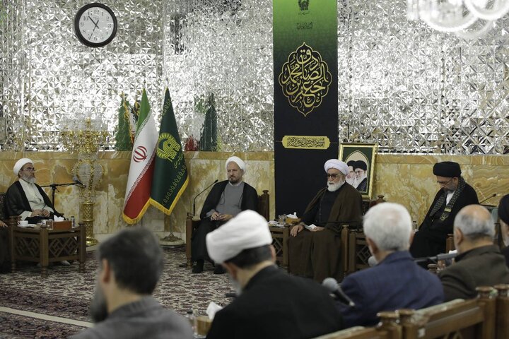دهه کرامت باید با نشاط دینی، خدمت اجتماعی و معرفت‌افزایی همراه باشد