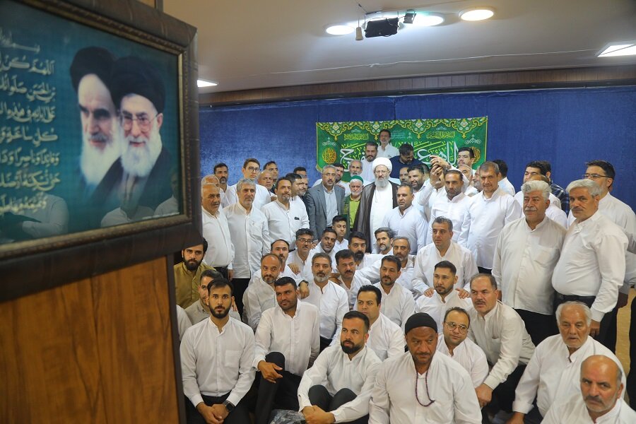 تجلیل آیتالله فقیهی از خدمات آستان قدس رضوی/ تأکید بر خدمترسانی بیشتر به زائران امام رضا(ع)