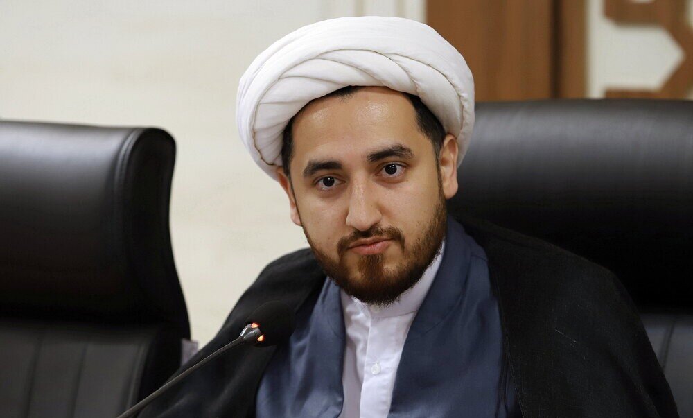 Iran's Seminary Rep. visits Vatican Embassy in Tehran