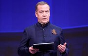 Медведев: Соати охируззамон дар самти муқобил ҳаракат мекунад; вазъият даҳшатовар аст