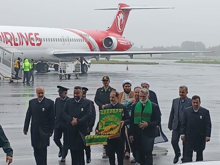 شکوفایی نور رضوی در دل گیلان/ خدام حرم رضوی وارد گیلان شدند