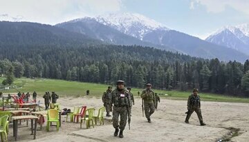 ہندوستان کے زیرانتظام مقبوضہ  کشمیر میں 48 سیاحتی مقامات بند