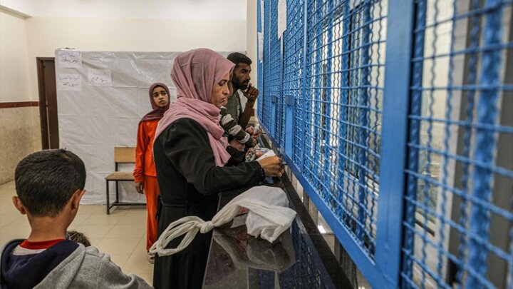Photos: Severe shortage of medicine in Gaza Strip