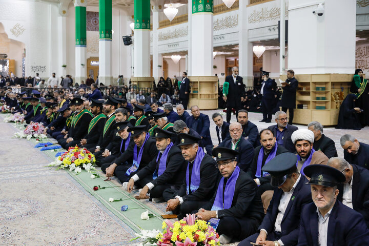 مراسم قراءة الخطبة مِن قِبَل خُدام العتبات المقدسة في إيران الإسلامية