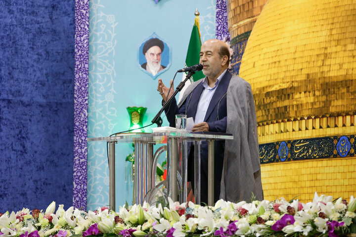 مراسم قراءة الخطبة مِن قِبَل خُدام العتبات المقدسة في إيران الإسلامية